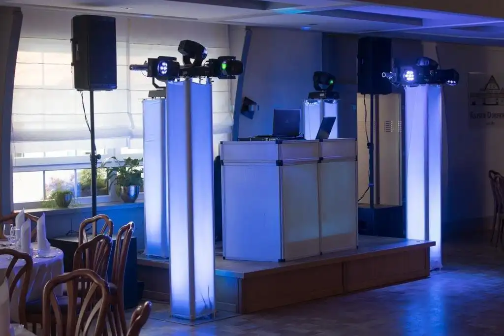 dj mit lichttechnik buchen